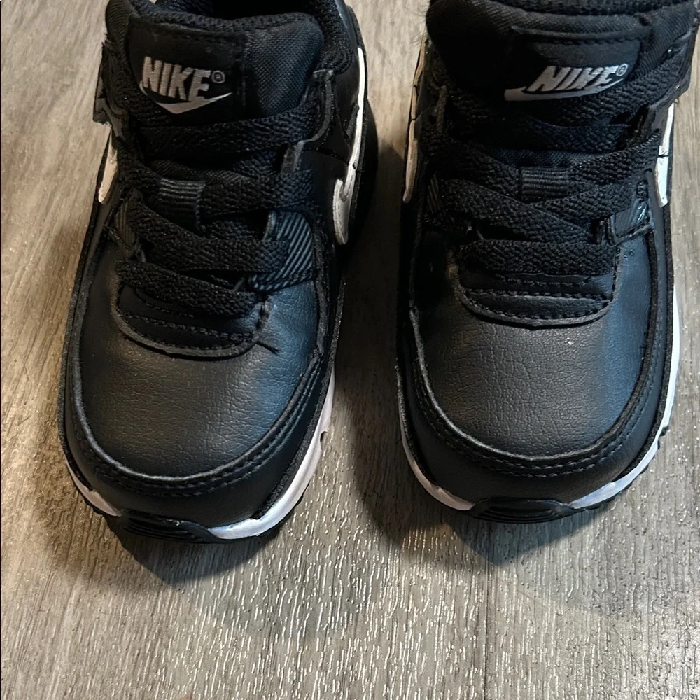 Nike classic kids